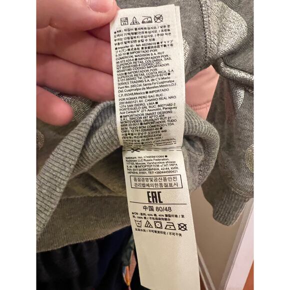 Gap Baby Disney Hoodie – Silver Mickey Mouse Print – Size 12-18 Months - Picture 8 of 9